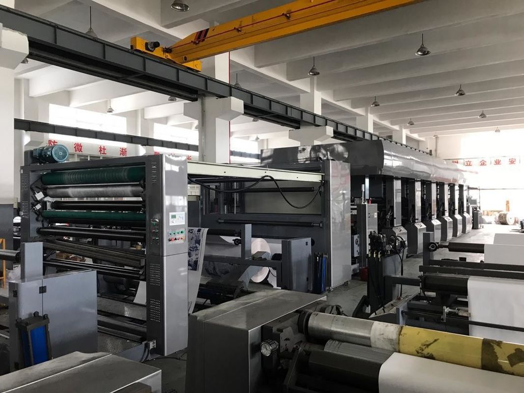 Macchina per la stampa flessibile carta cartonata a larga gamma con alimentazione a 380V 3pH 50Hz e 7 colori