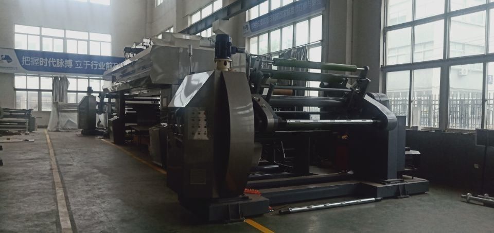 Asciugatura IR ad aria calda Controllo informatico Laminating Film Machine For 1350mm Max.