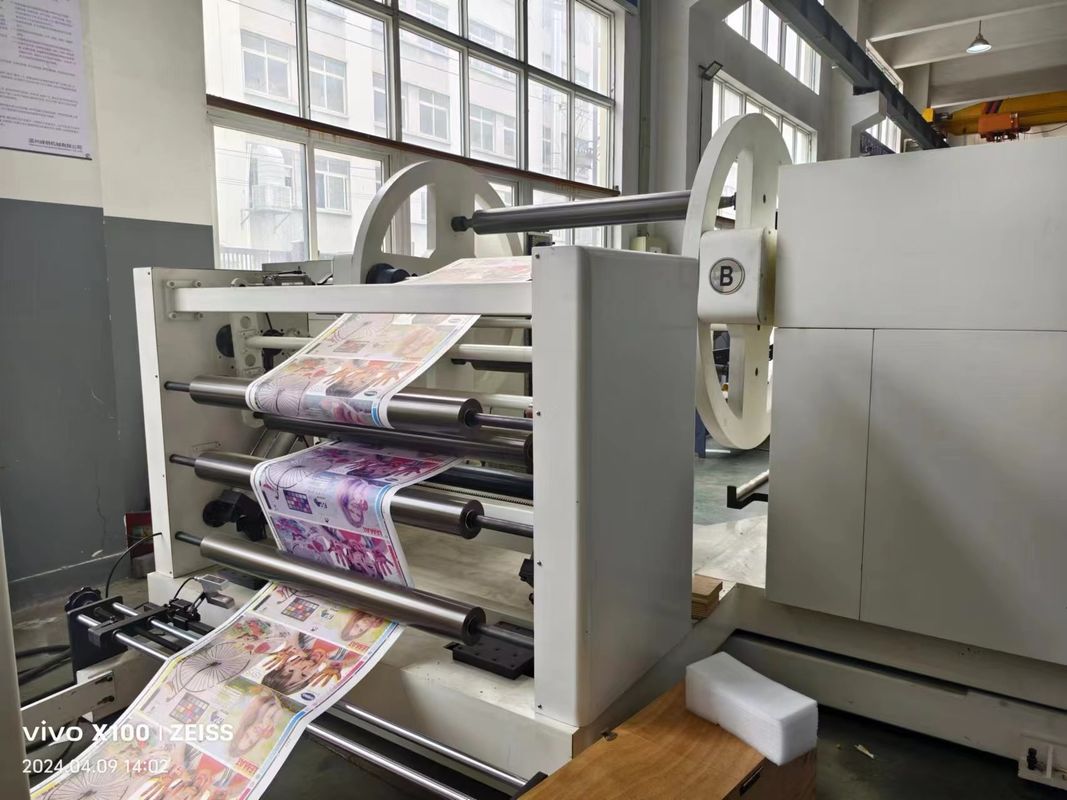 Macchine per la stampa flexografica a cascata di tipo verticale per materiali non tessuti di carta