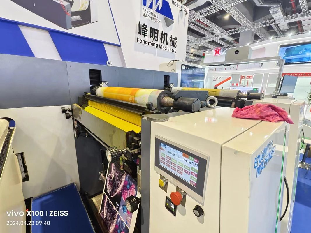 Stampa di etichette adesive di altissimo livello con macchina da stampa Flexo a manica