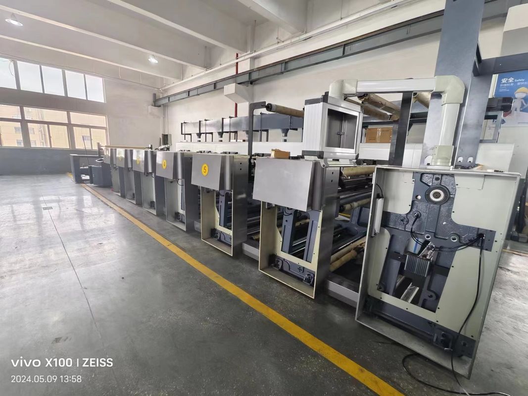 Macchine per la stampa flessibile per carta kraft, cartone e fogliera