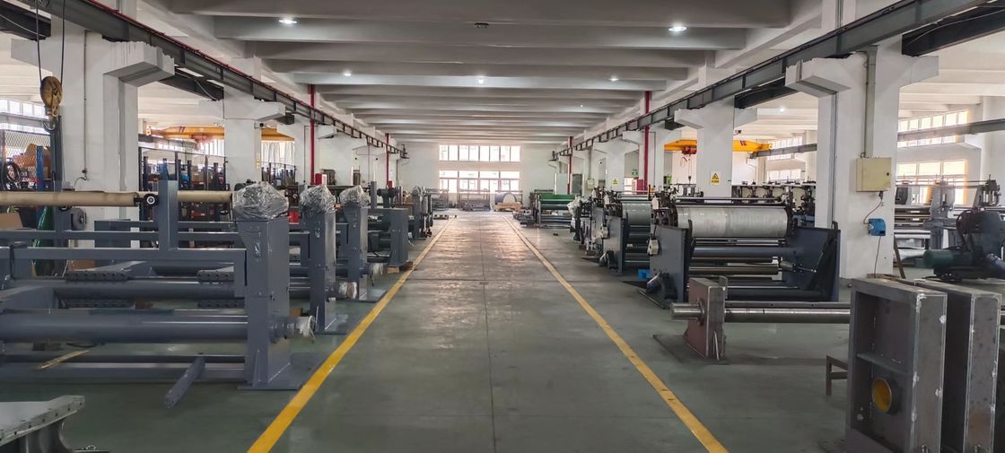 Fornitura di corrente 380V50Hz Cartone Box Flexo Stampa macchina con velocità 300 Mmin Perfetto per la stampa di imballaggi flessibili